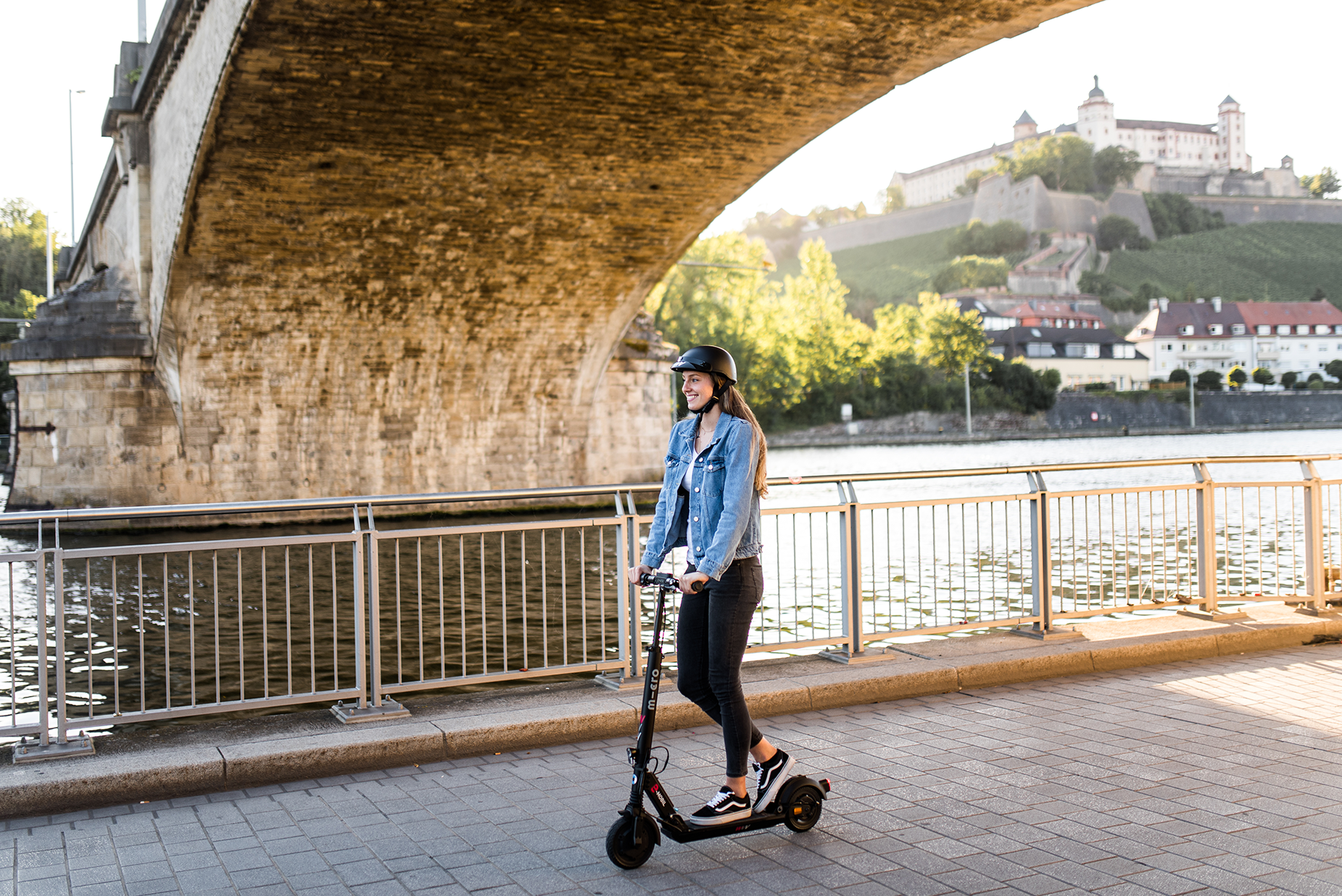 HeaderScooter HeaderScooter