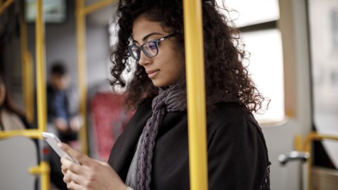 Frau_Fahrgast_Bus Frau_Fahrgast_Bus