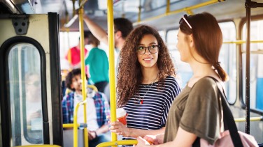 Deutschlandticket_ermäßigt_Azubis im Bus