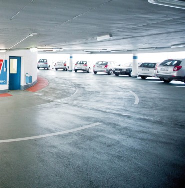 Auffahrt Parkgarage